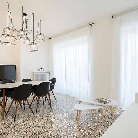 La Promenade By Impero House Guest house