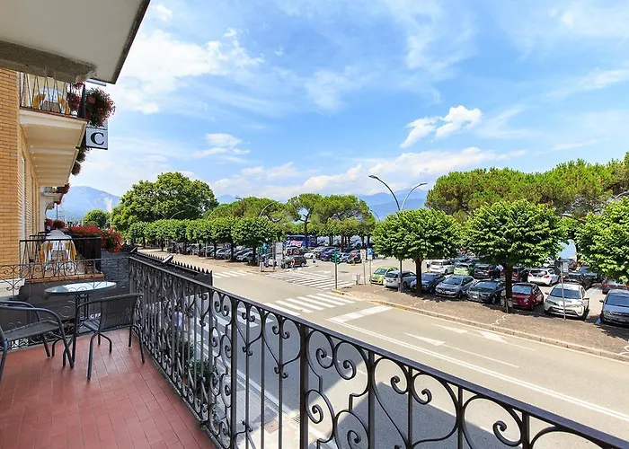 Guest house La Promenade By Impero House Stresa