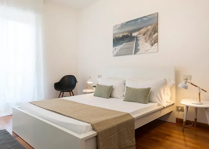 La Promenade By Impero House Guest house